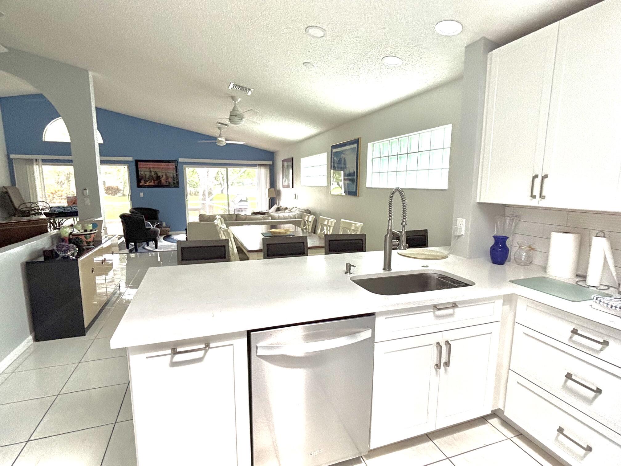 9671 Harbour Lake Circle
