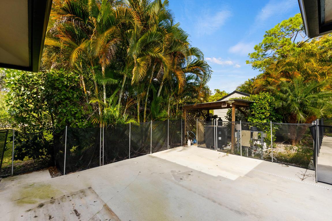 Acreage & Unrec - Residential