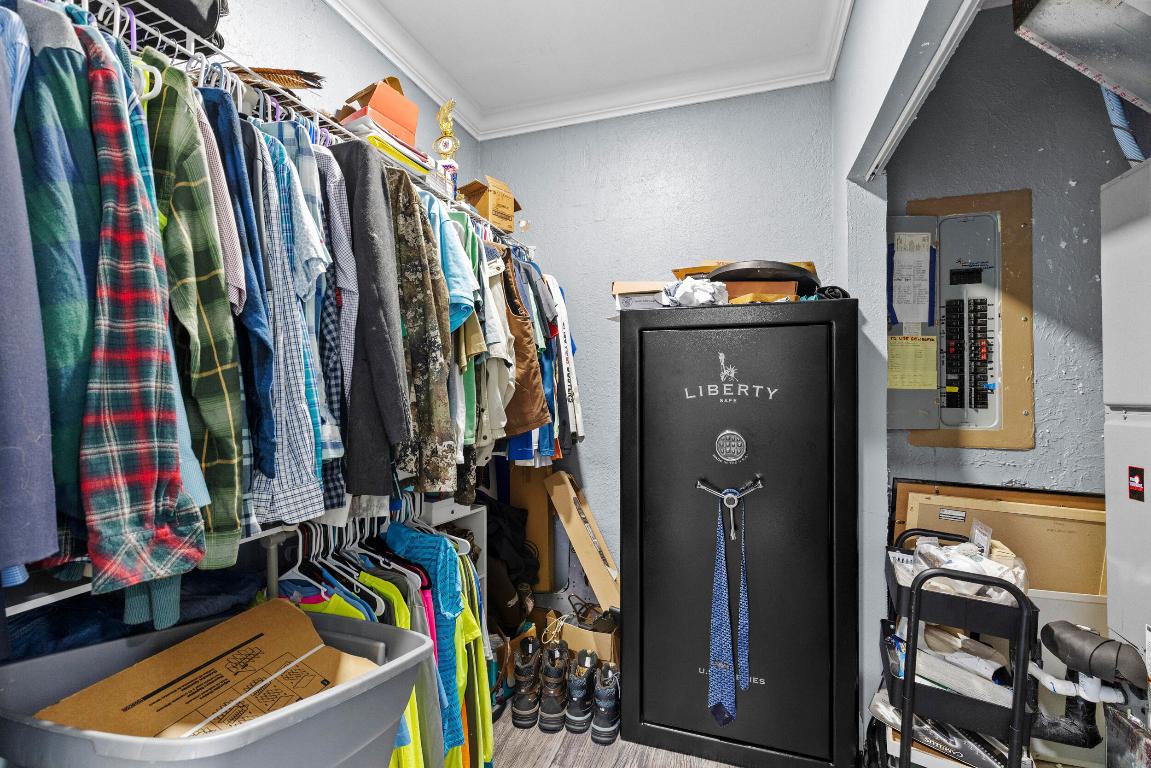 Acreage & Unrec - Residential