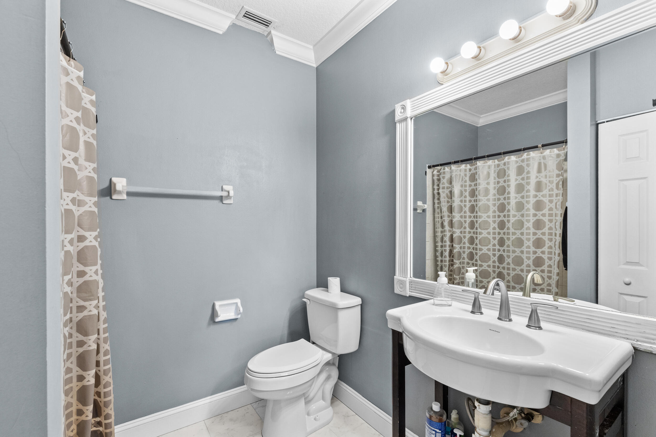 Acreage & Unrec - Residential