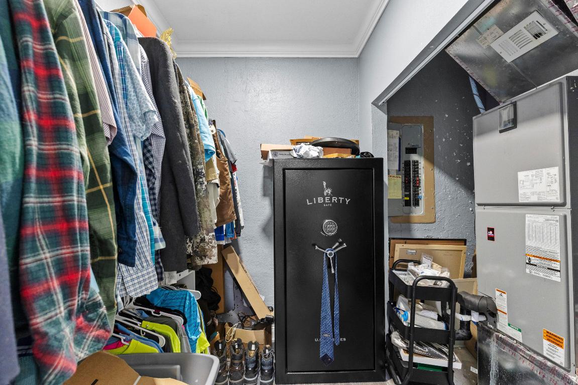 Acreage & Unrec - Residential