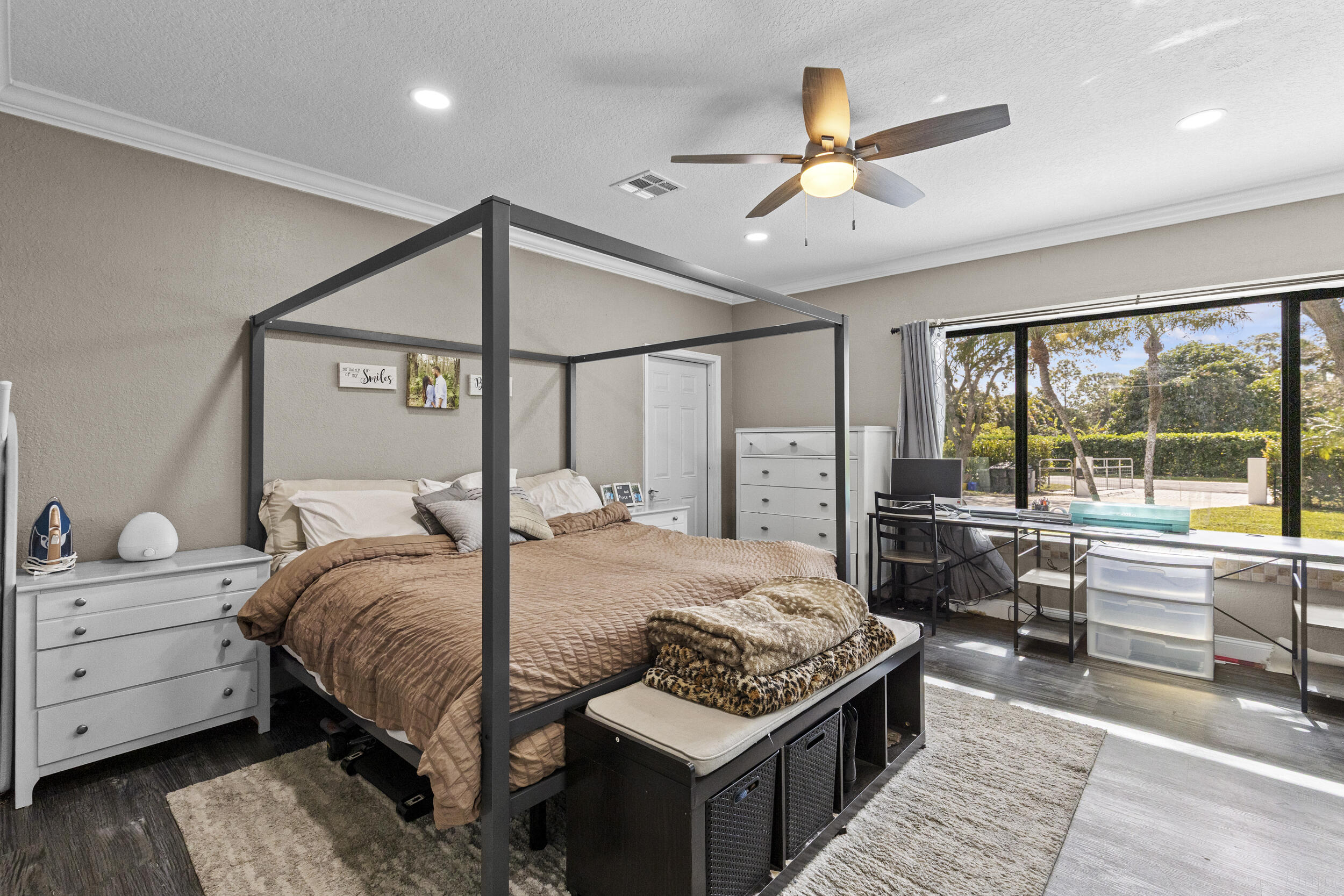 Acreage & Unrec - Residential