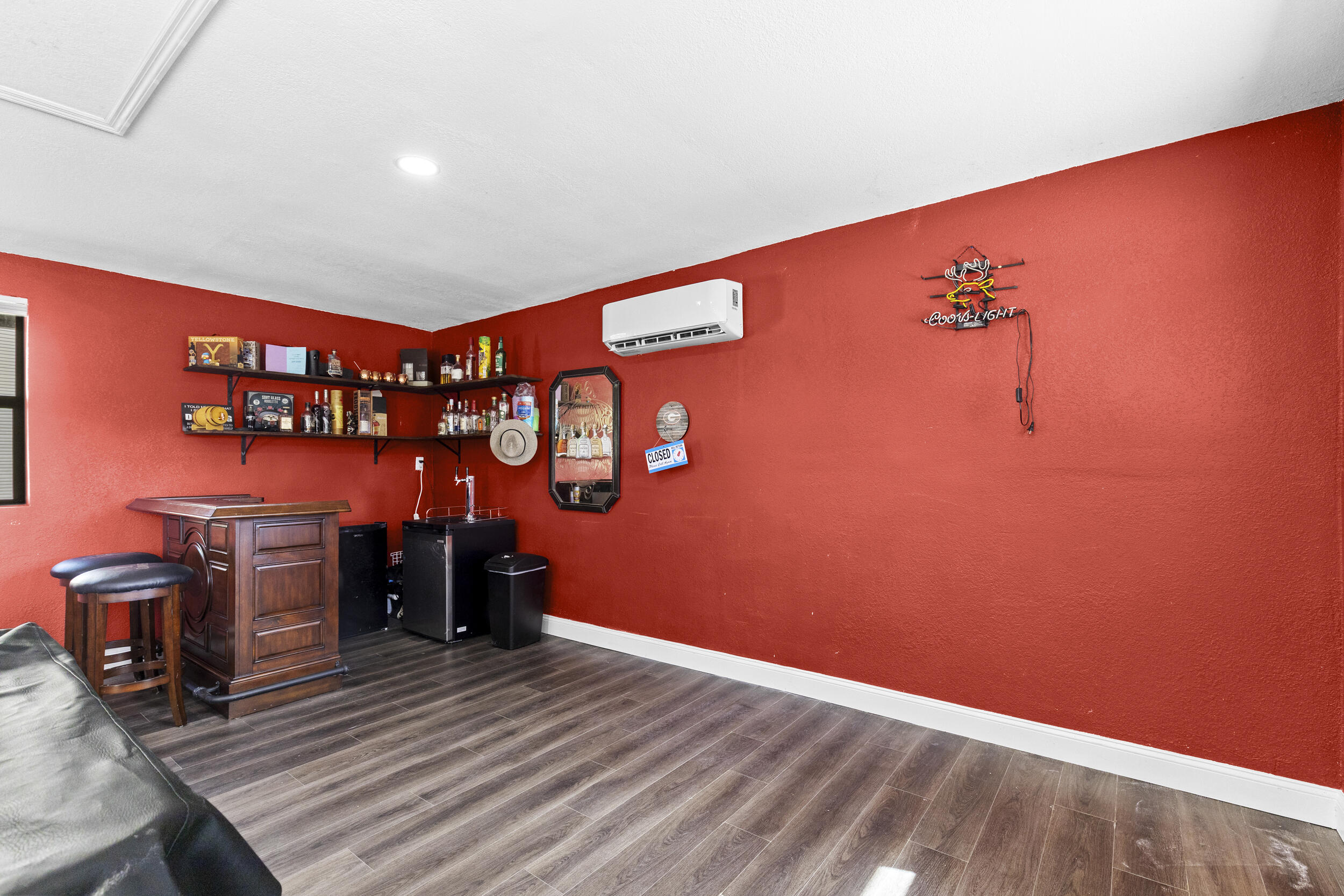 Acreage & Unrec - Residential