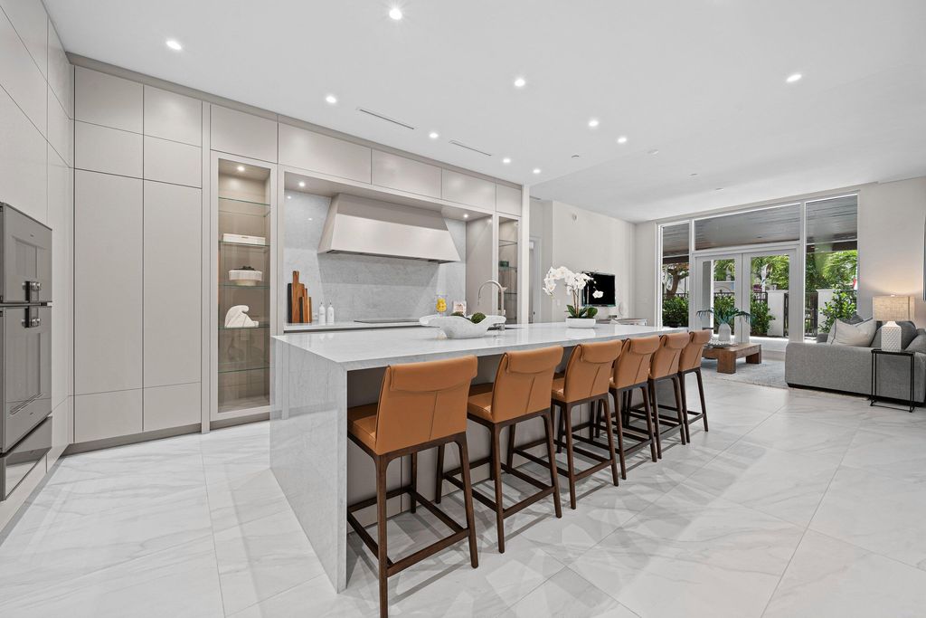 Photo of 220 SE Mizner Boulevard #102, Boca Raton, FL 33432 (MLS # B26048903)