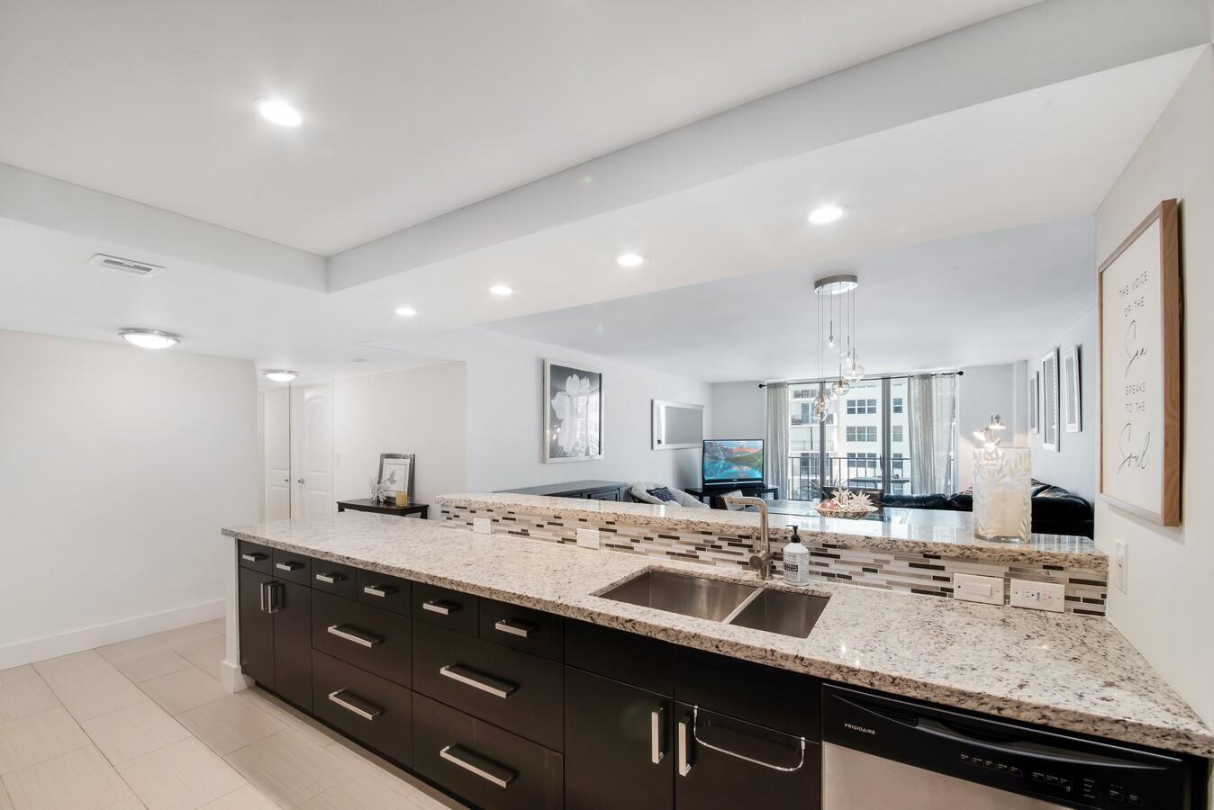 OPAL TOWERS - Residential