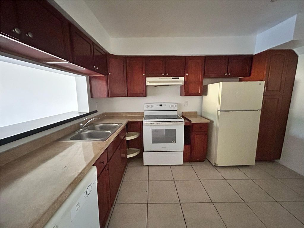 Photo of 2205 SW 80th Terrace, Miramar, FL 33025 (MLS # F10502256)