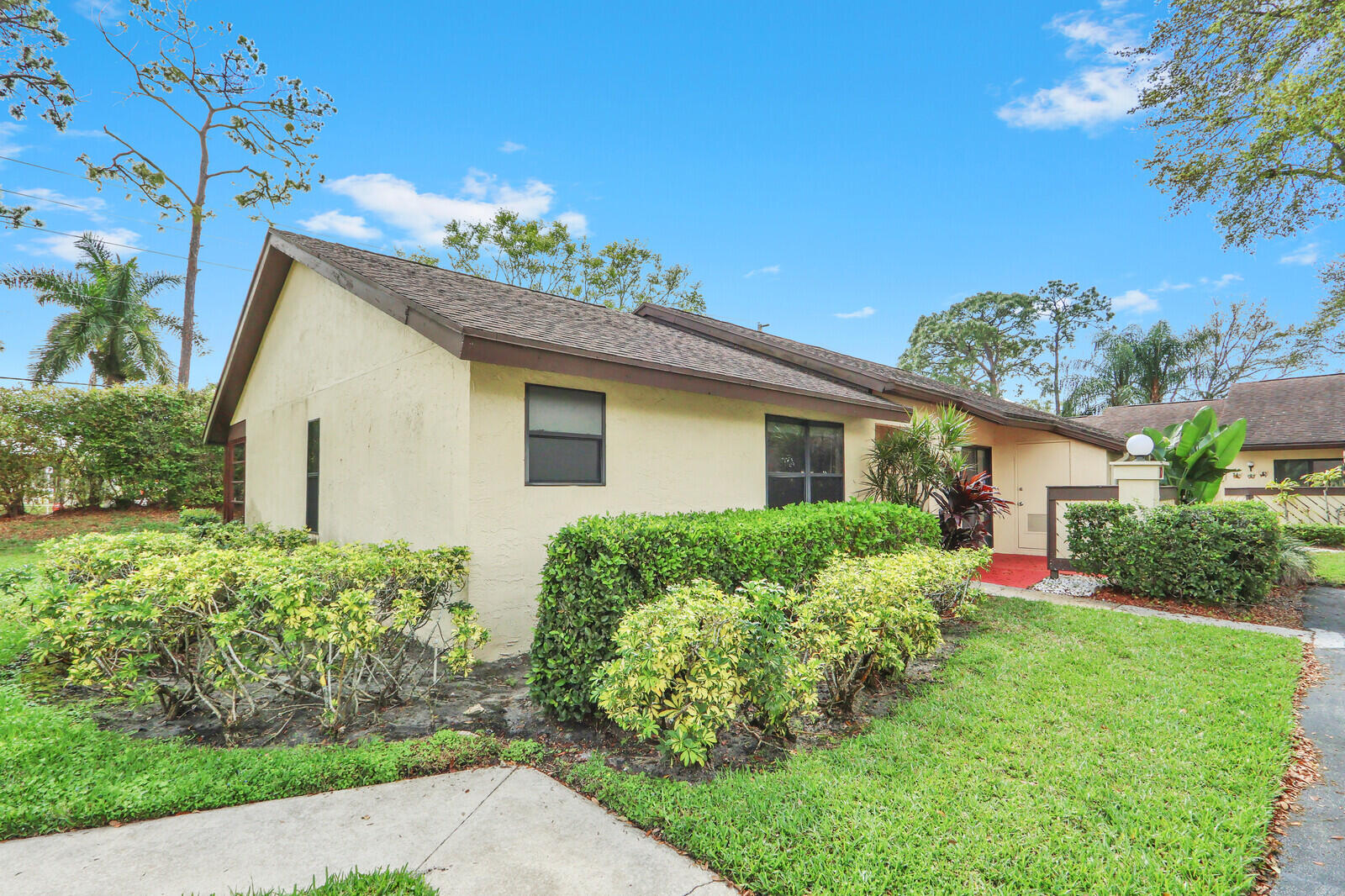 STRATHMORE GATE I UNIT ONE - Residential