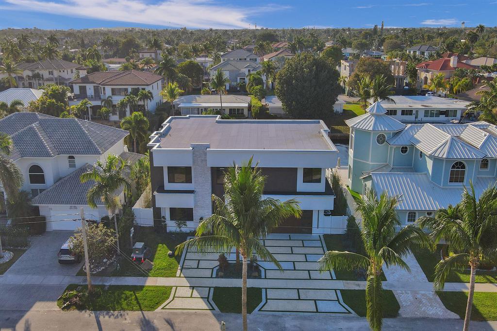 CORAL KEY VILLAS 3RD SEC - Residential