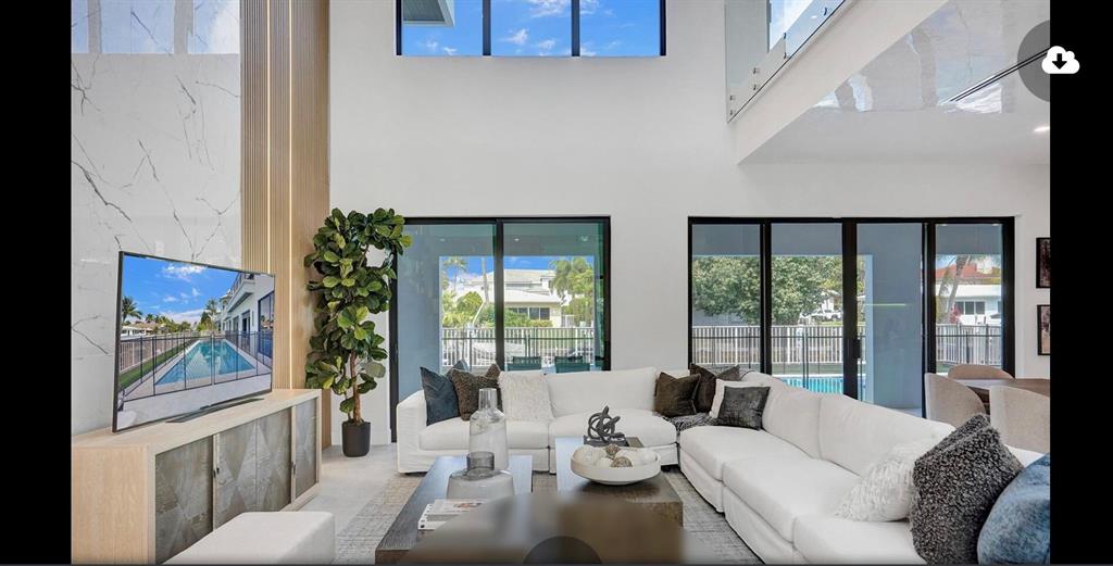 CORAL KEY VILLAS 3RD SEC - Residential