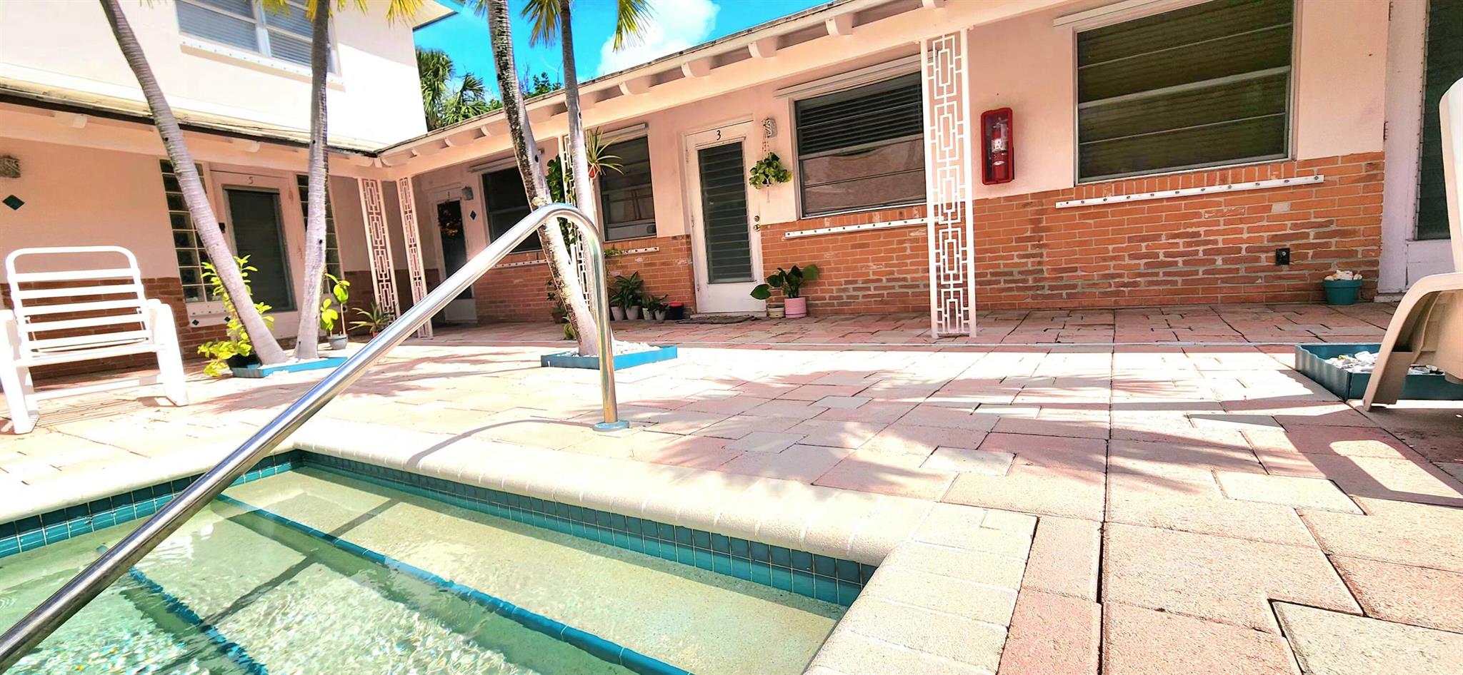 PALM BEACH SHORES - Residential Lease