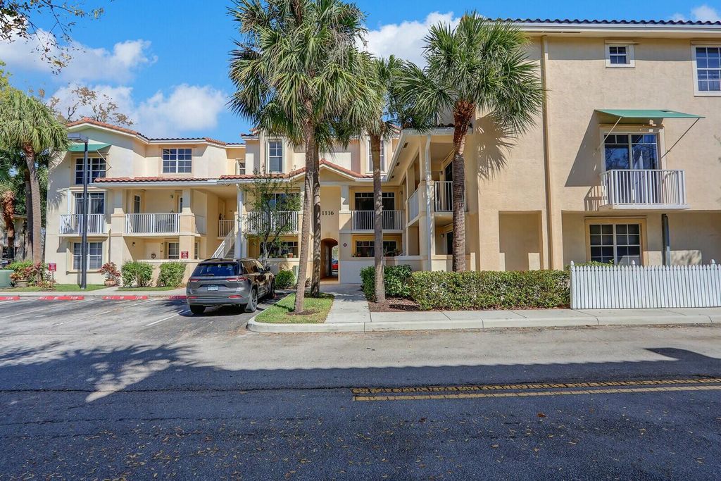 Photo of 1116 University Boulevard #22, Jupiter, FL 33458 (MLS # R11068366)