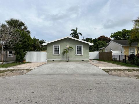 A home in Greenacres