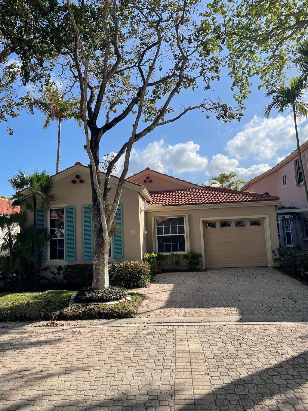 Photo of 9 Via Aurelia, Palm Beach Gardens, FL 33418 (MLS # R10969067)