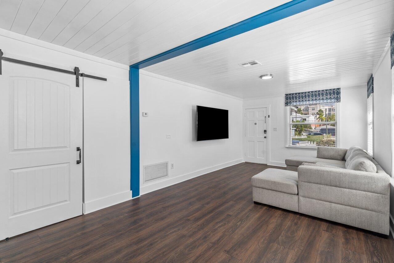 DOWNTOWN DELRAY - Residential