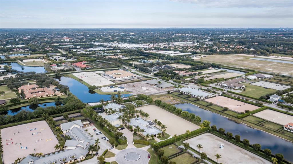 GRAND PRIX VILLAGE SOUTH - Residential