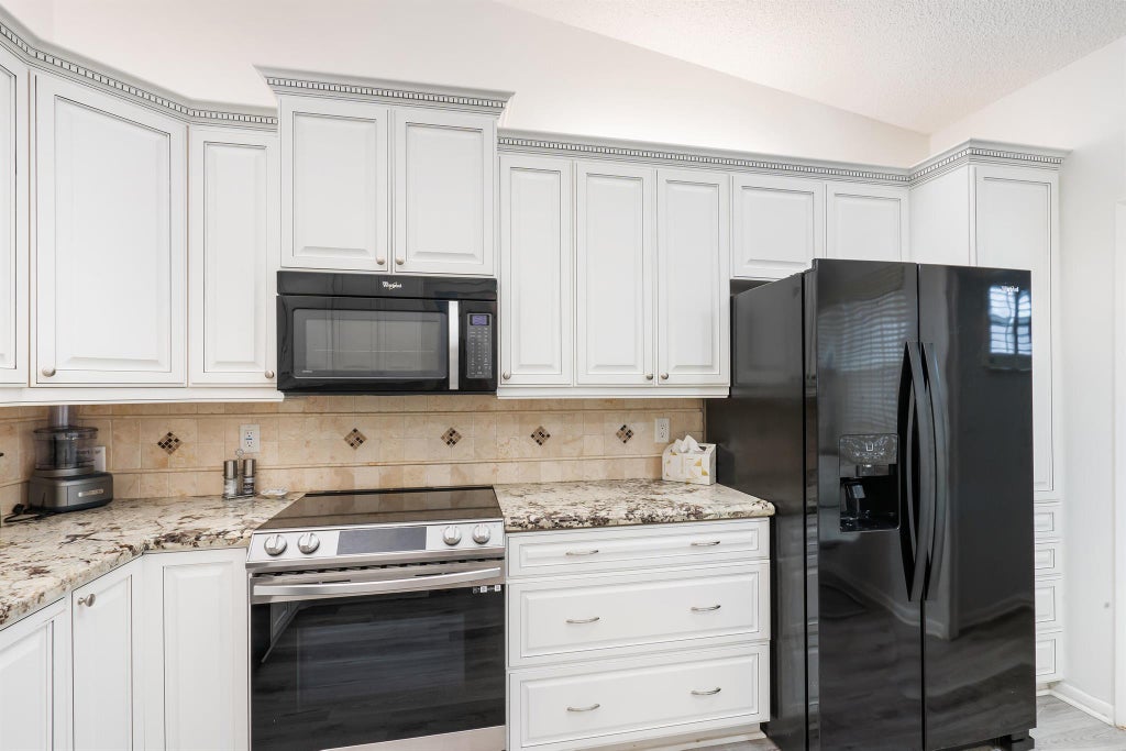 Photo of 6069 Waldwick Circle, Delray Beach, FL 33484 (MLS # R10953785)