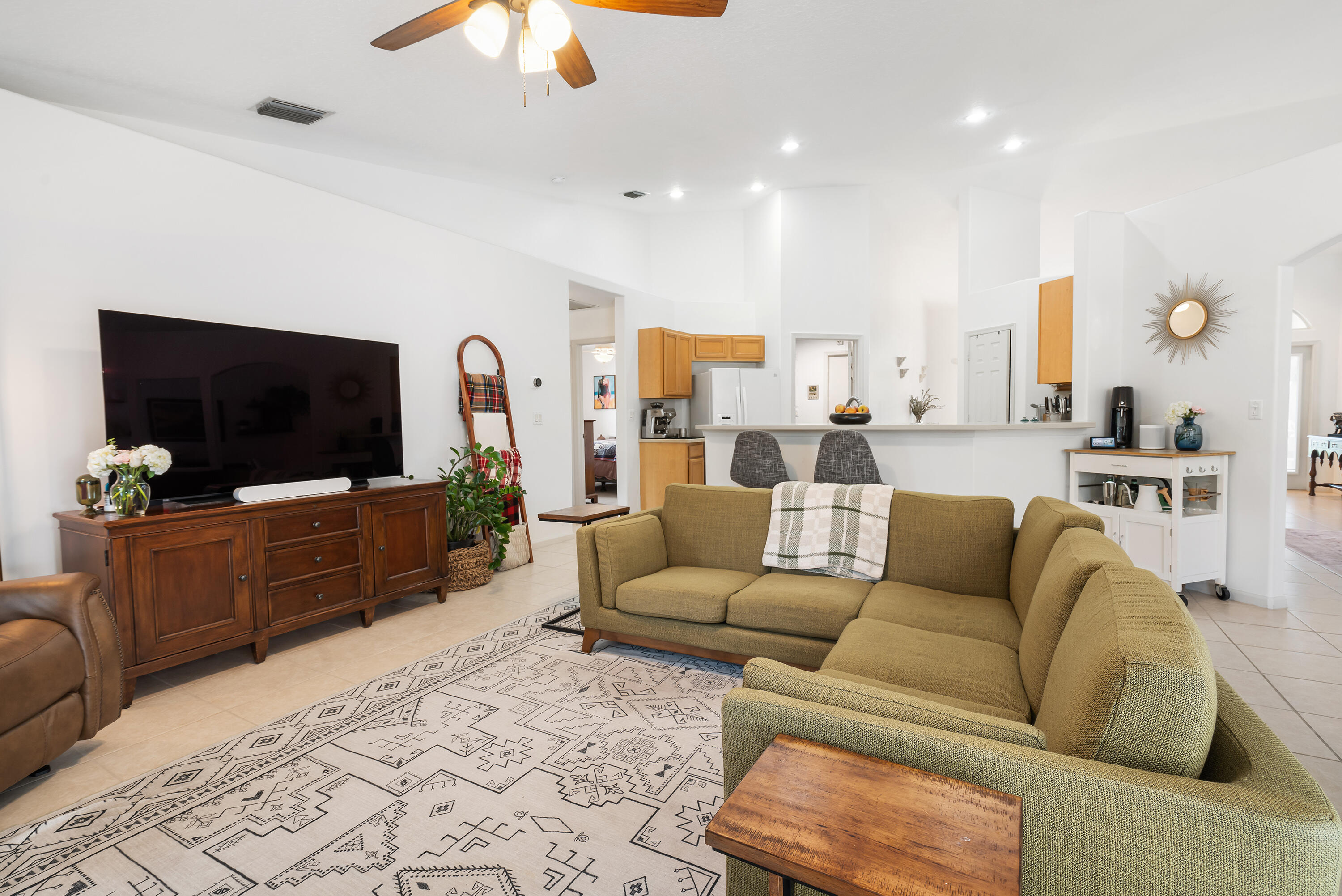 CYPRESS HEAD UNIT 2 - Residential