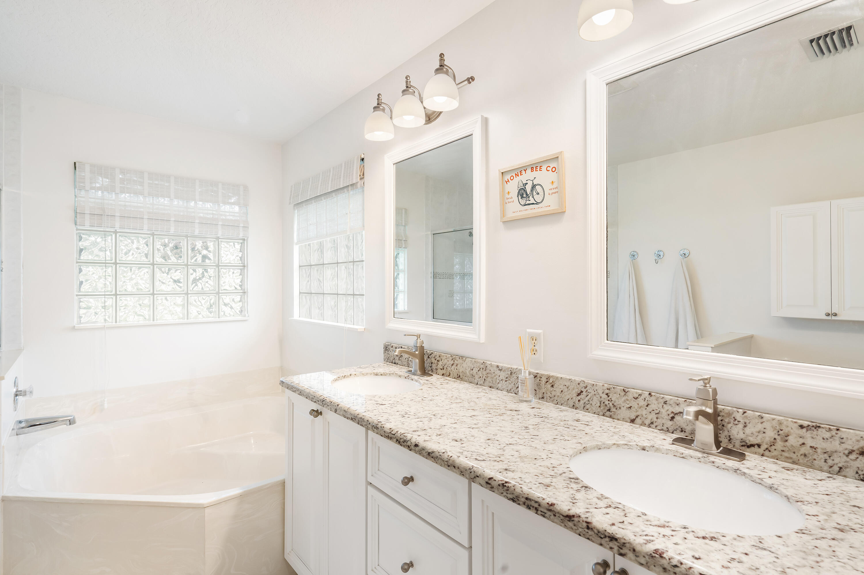 CYPRESS HEAD UNIT 2 - Residential