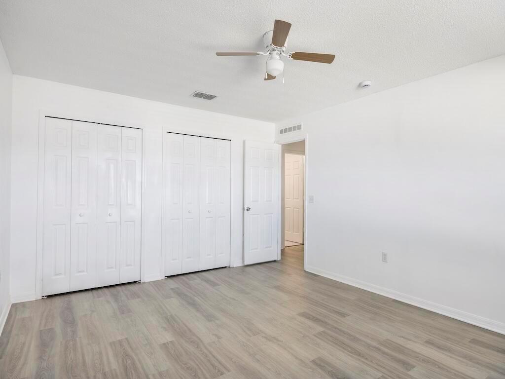 PORT ST LUCIE SECTION 21 - Residential Lease