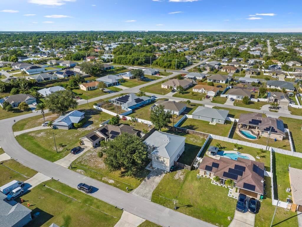 PORT ST LUCIE SECTION 21 - Residential Lease