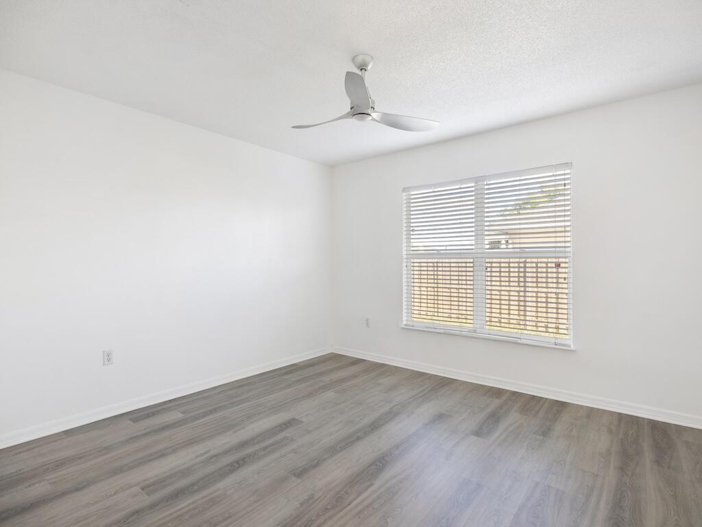 PORT ST LUCIE SECTION 21 - Residential Lease