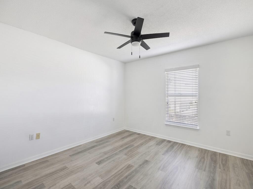 PORT ST LUCIE SECTION 21 - Residential Lease