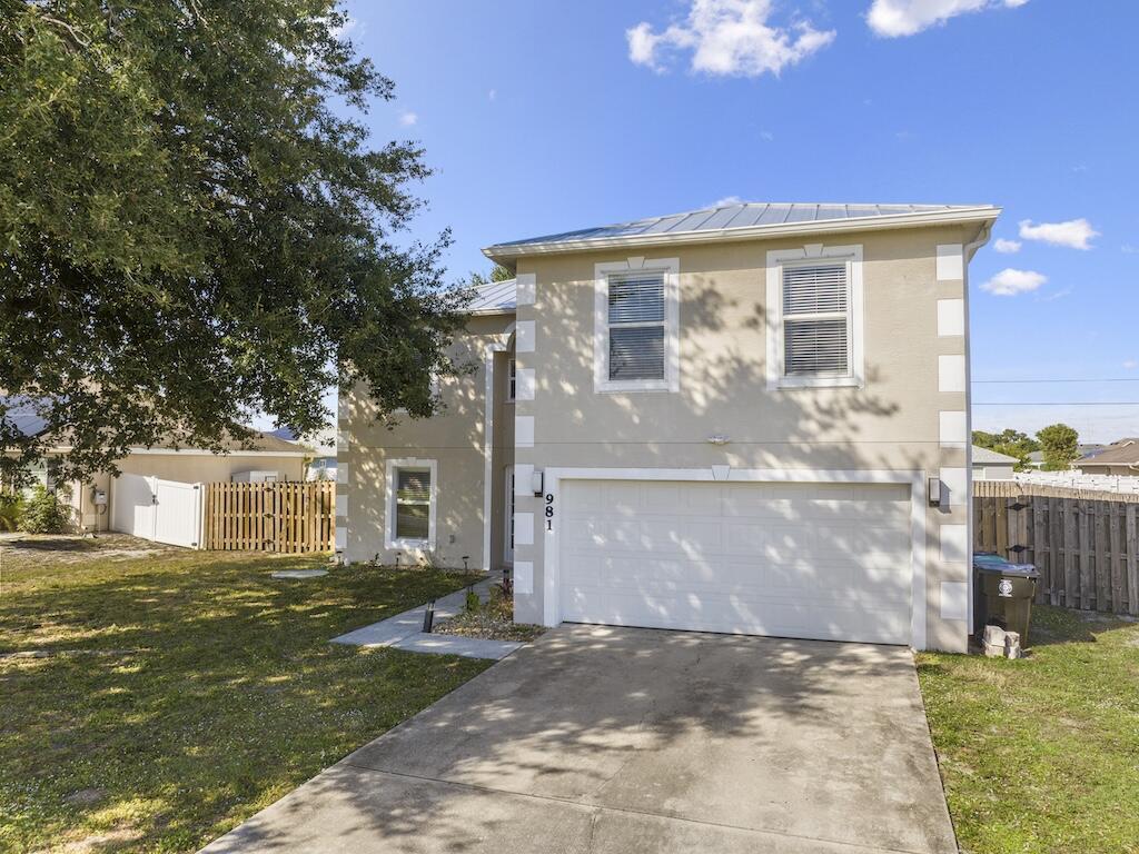 PORT ST LUCIE SECTION 21 - Residential Lease