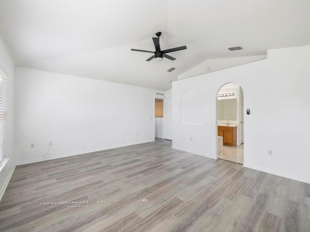 PORT ST LUCIE SECTION 21 - Residential Lease