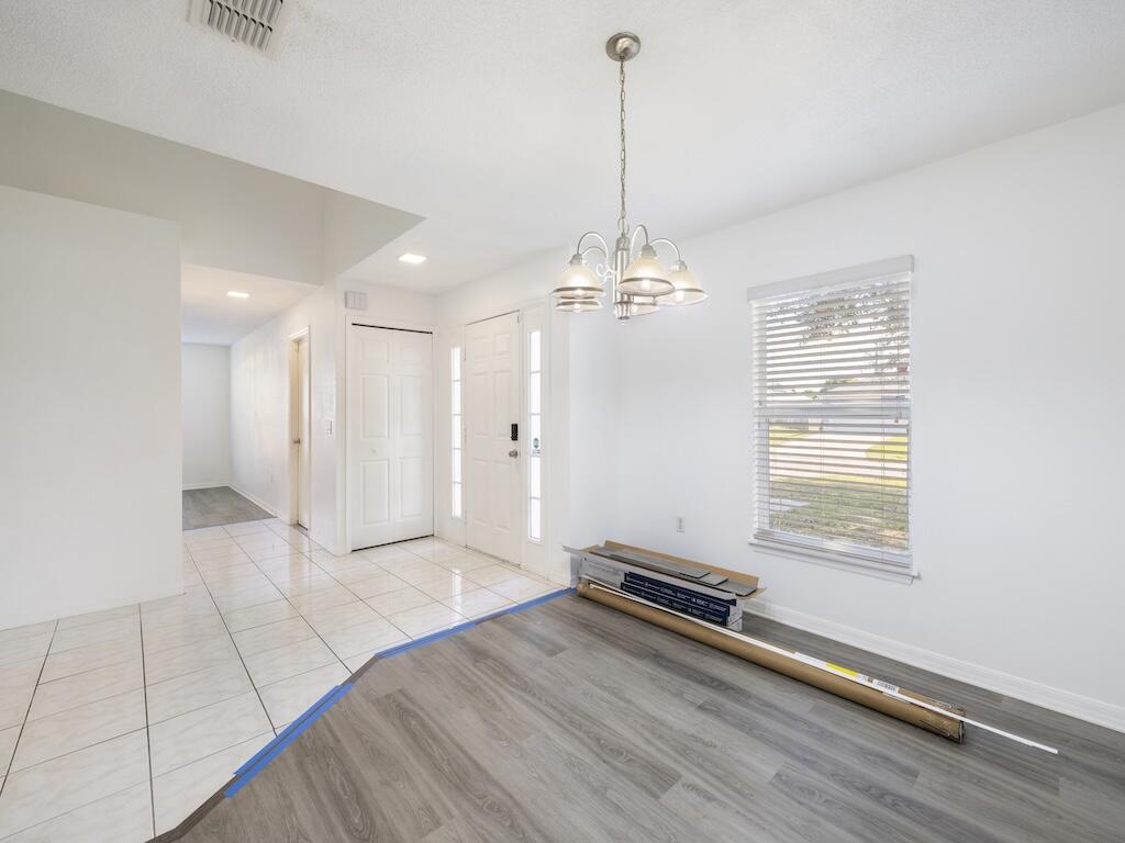 PORT ST LUCIE SECTION 21 - Residential Lease
