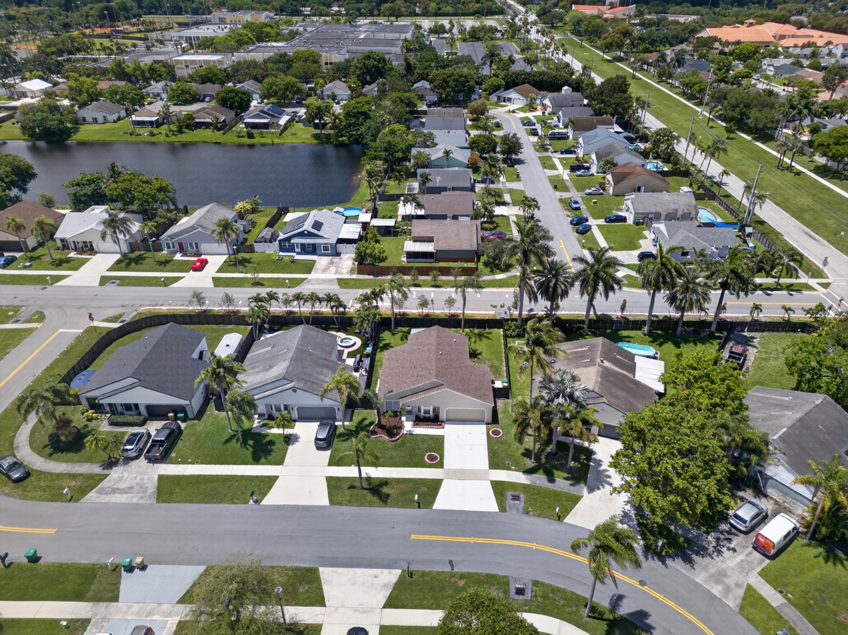 FAMILY HOMES - Residential