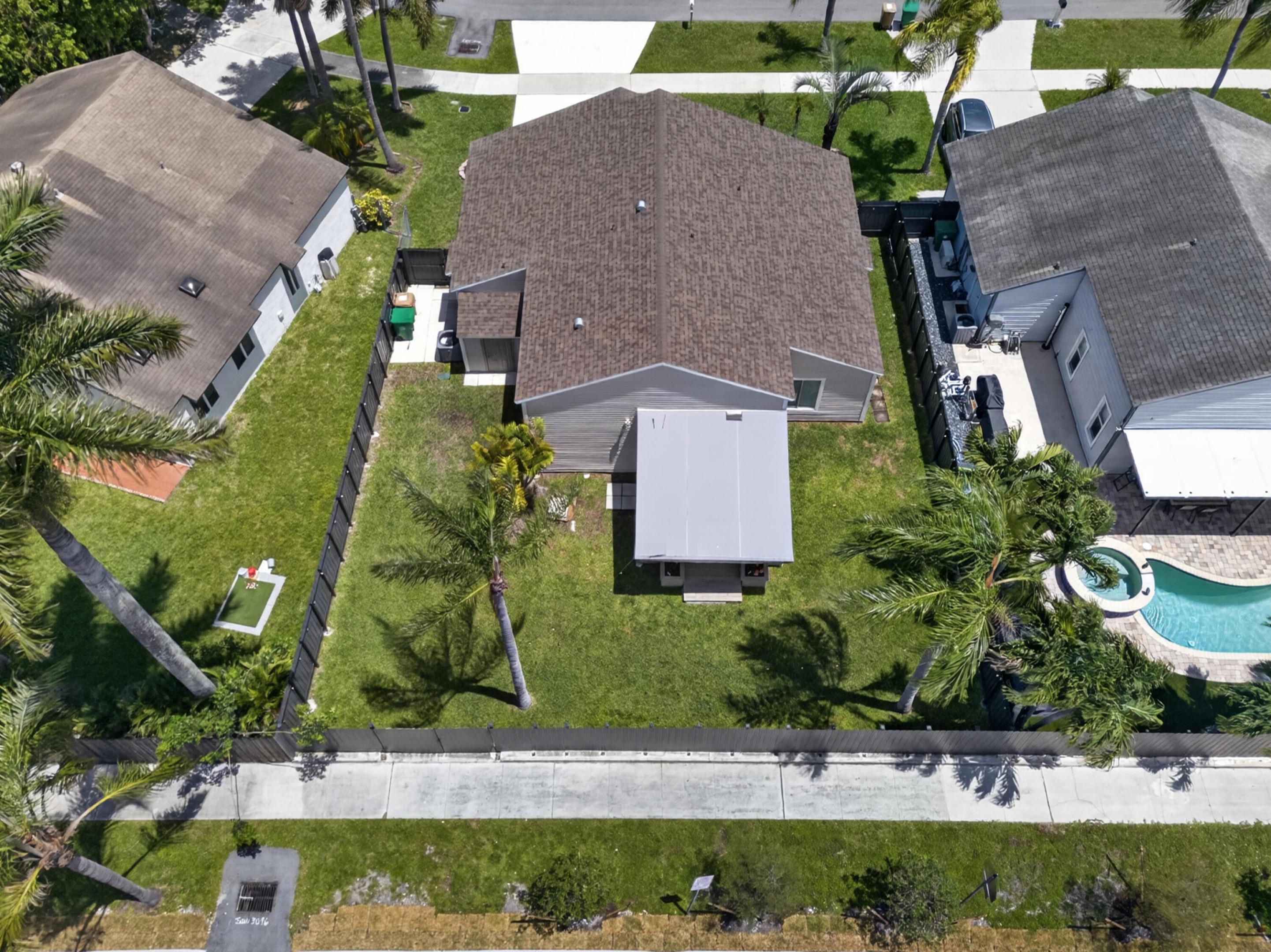 FAMILY HOMES - Residential