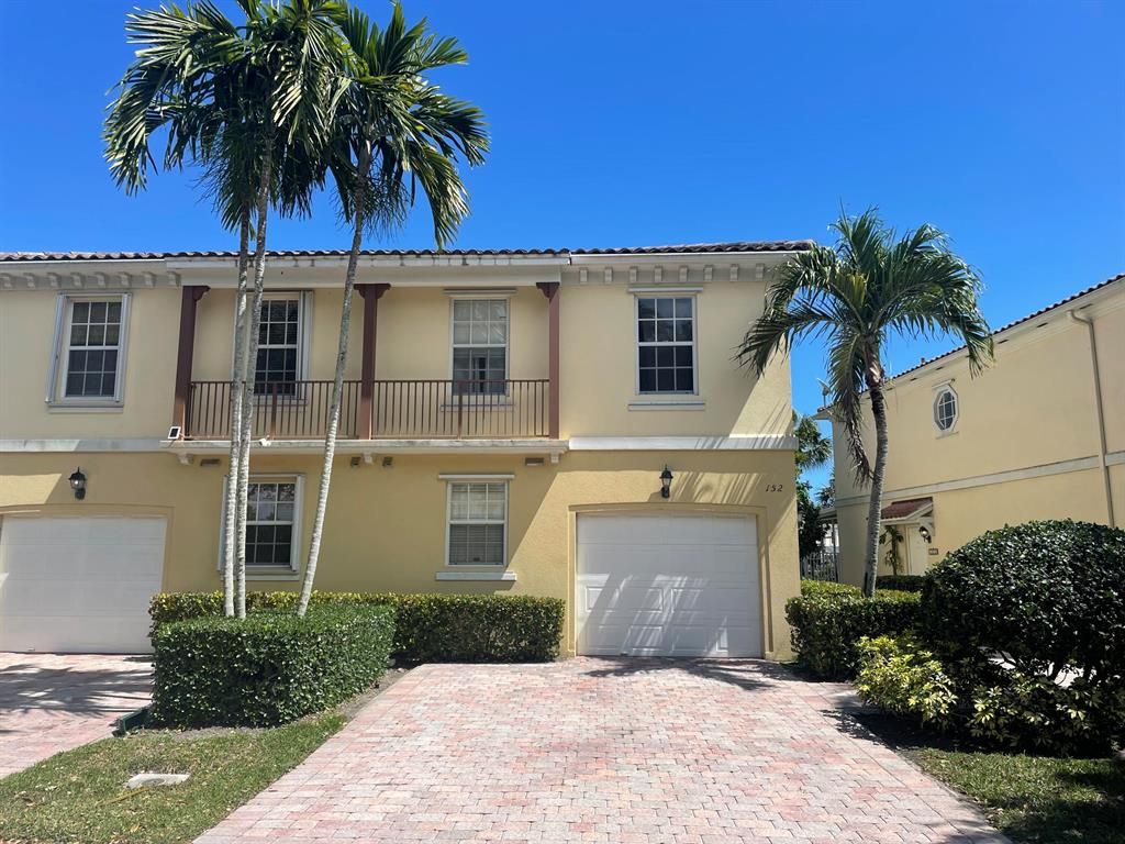 Photo of 152 Santa Barbara Way, Palm Beach Gardens, FL 33410 (MLS # R10875522)