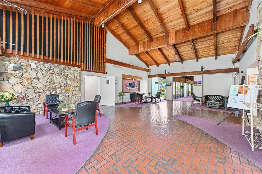 PALM SPRINGS 2 - Residential