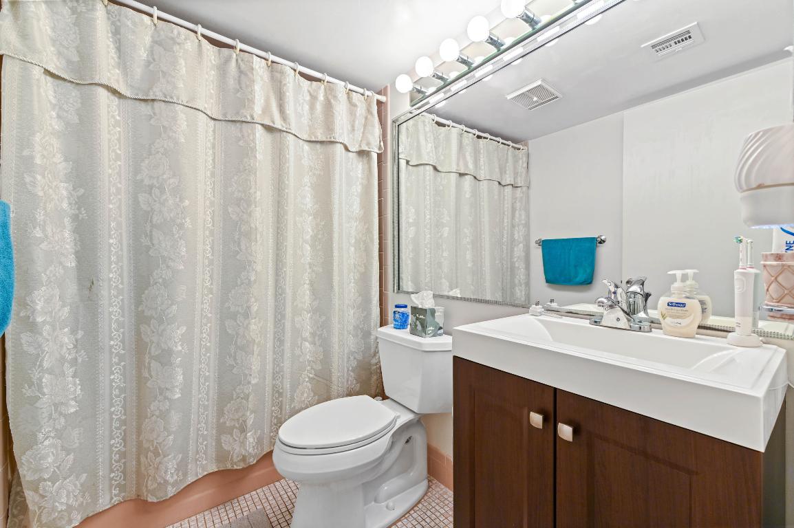 PALM SPRINGS 2 - Residential