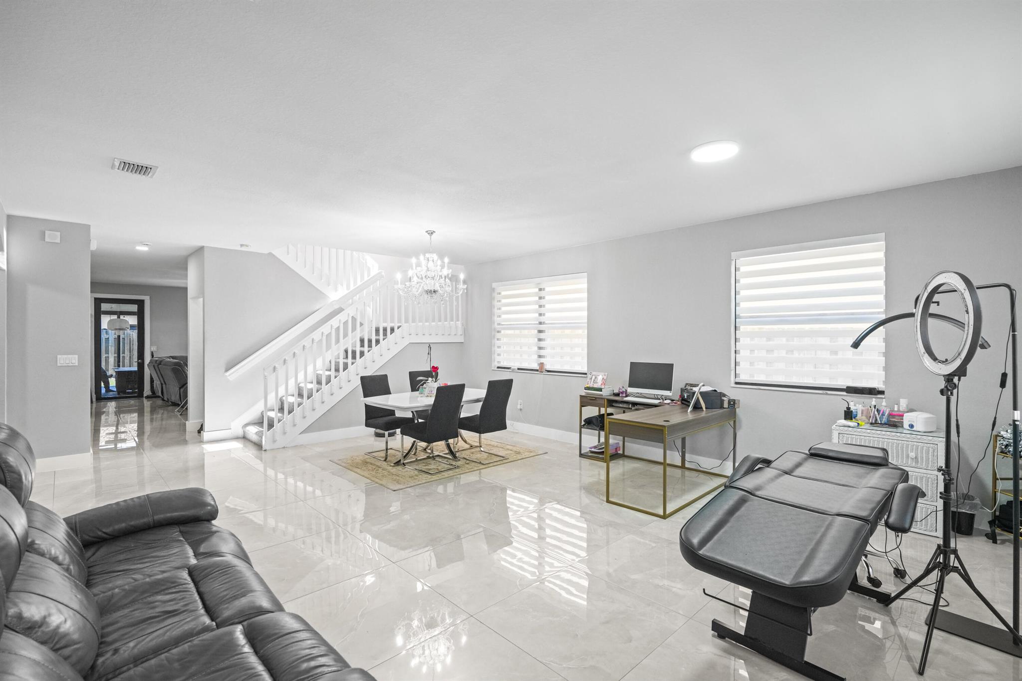 SILVER PALM WEST - Residential Lease