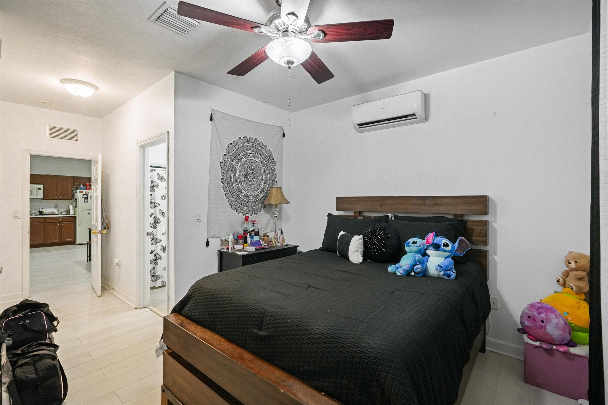 SILVER PALM WEST - Residential Lease