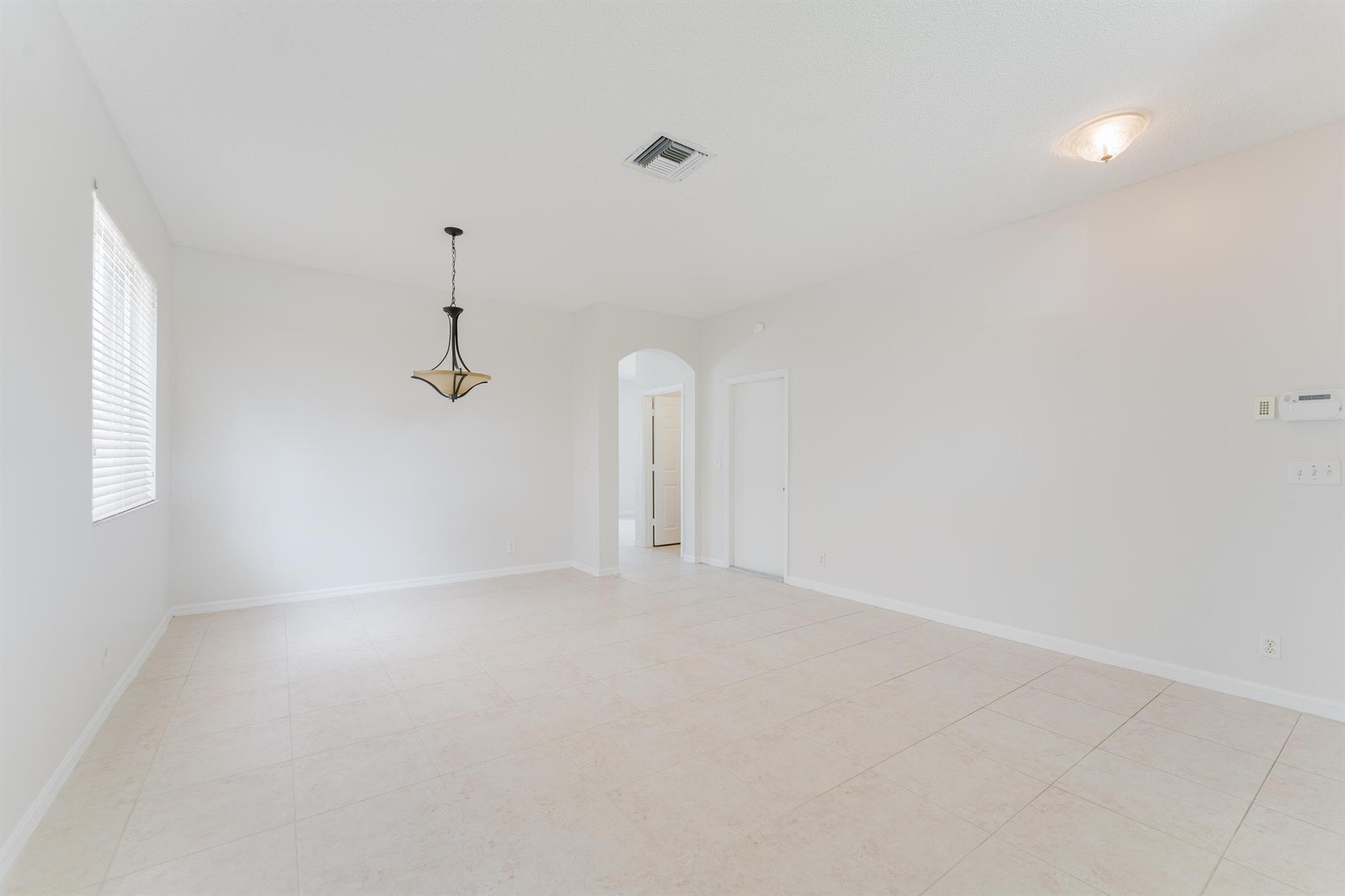 BANYAN TRAILS - Residential