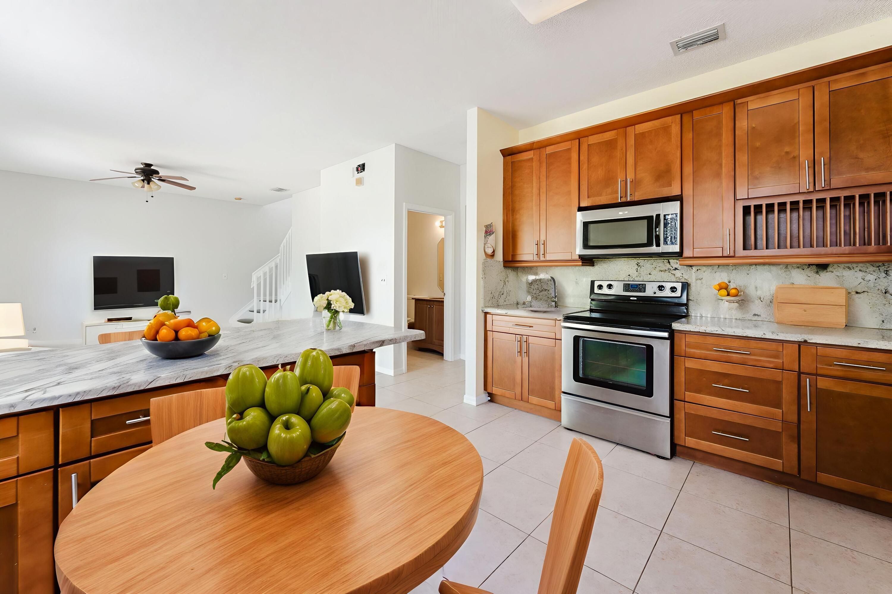 BANYAN TRAILS - Residential