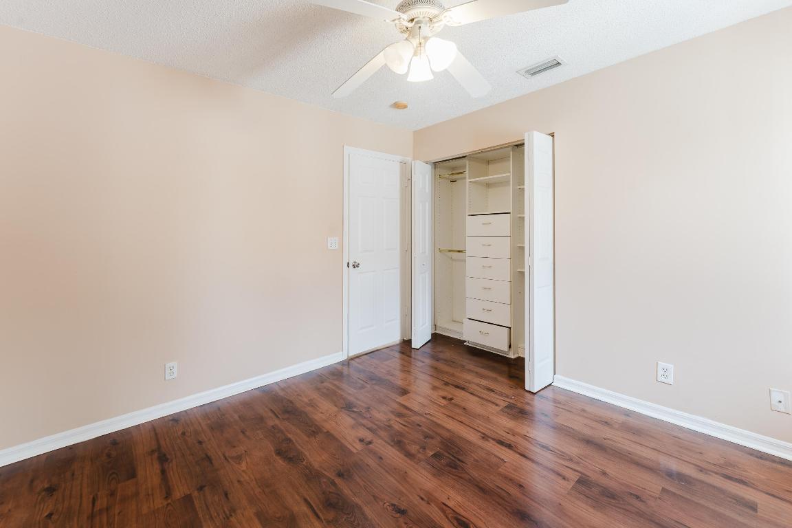 BANYAN TRAILS - Residential