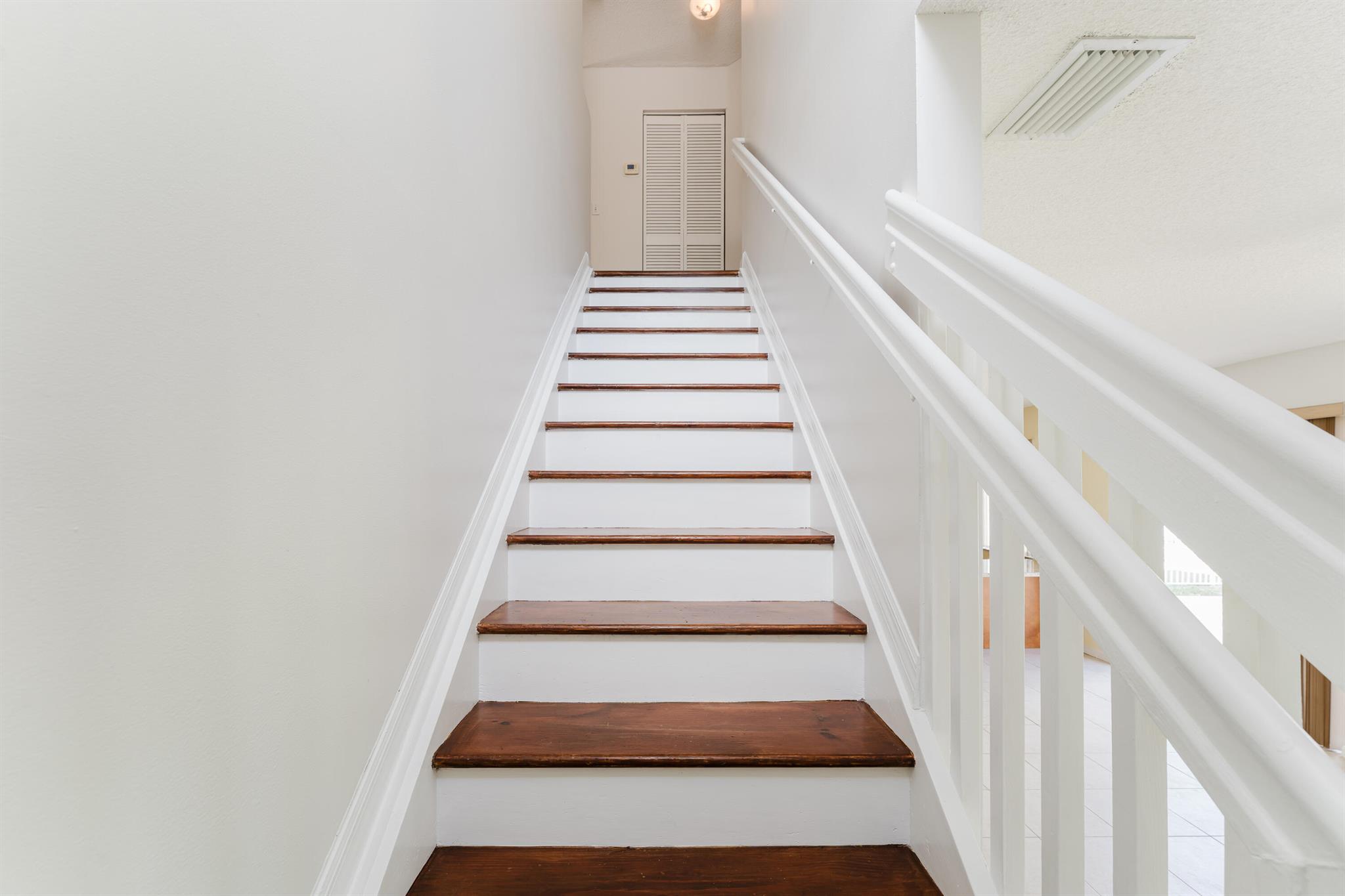 BANYAN TRAILS - Residential