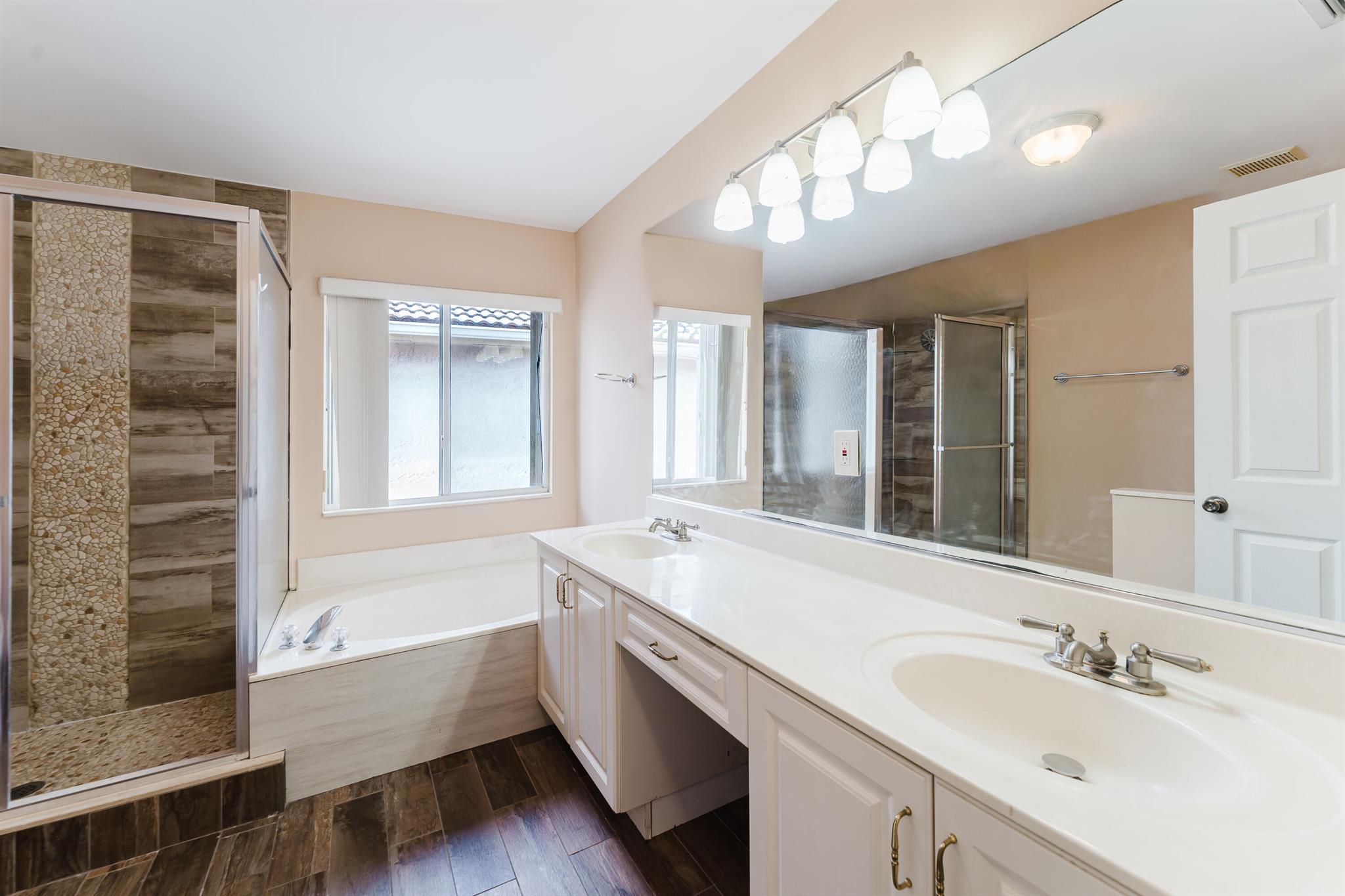 BANYAN TRAILS - Residential