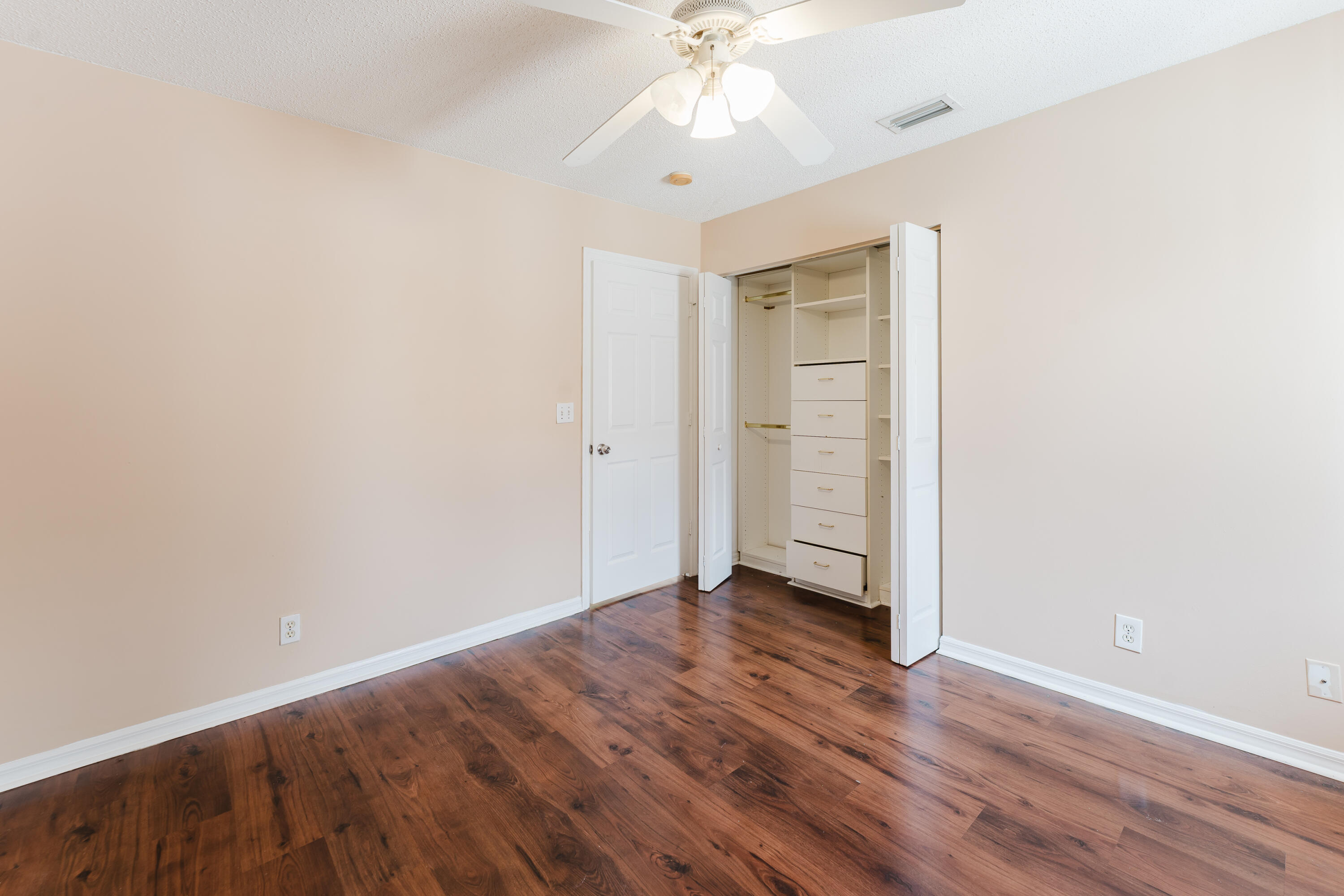 BANYAN TRAILS - Residential