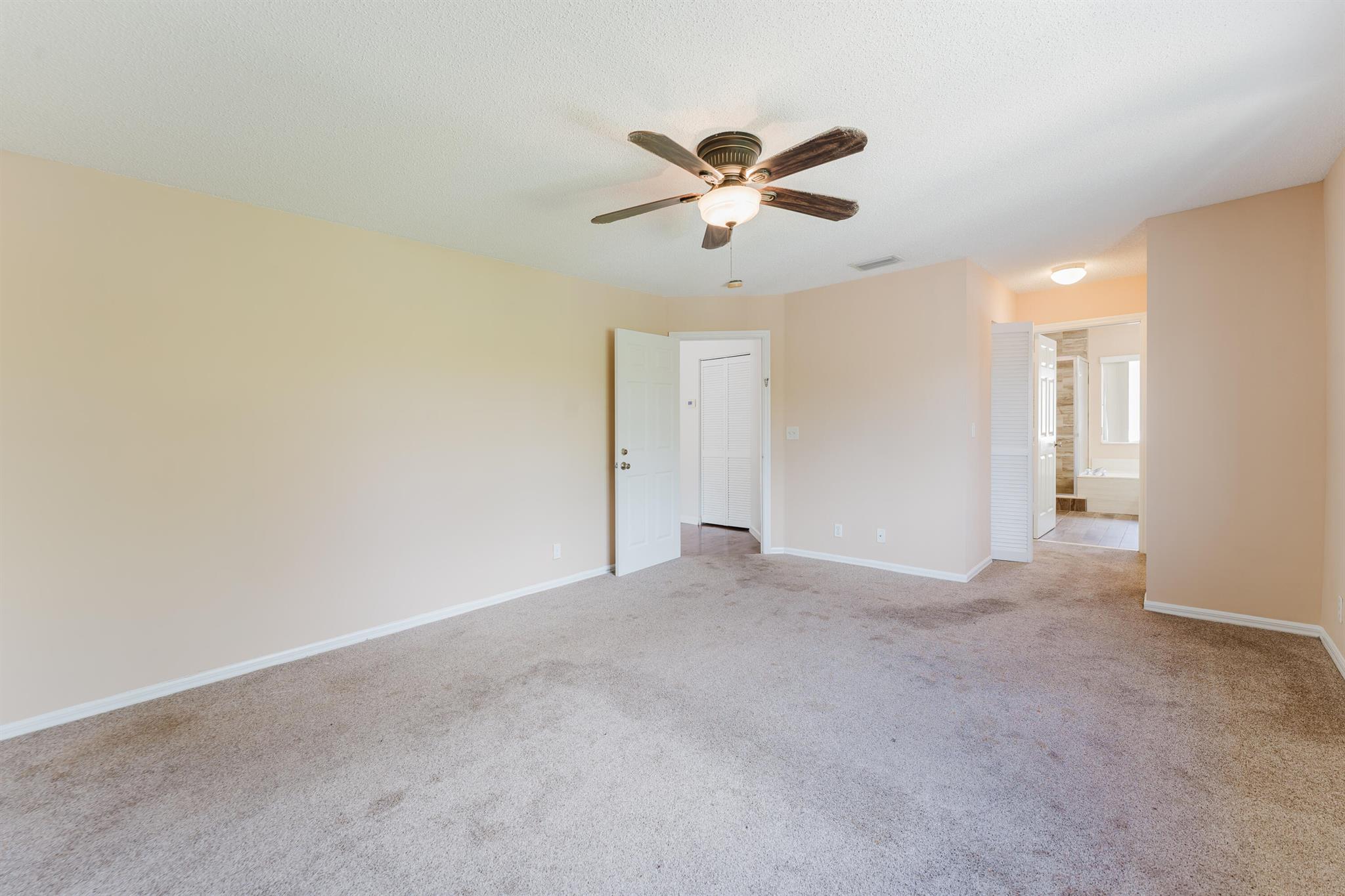 BANYAN TRAILS - Residential