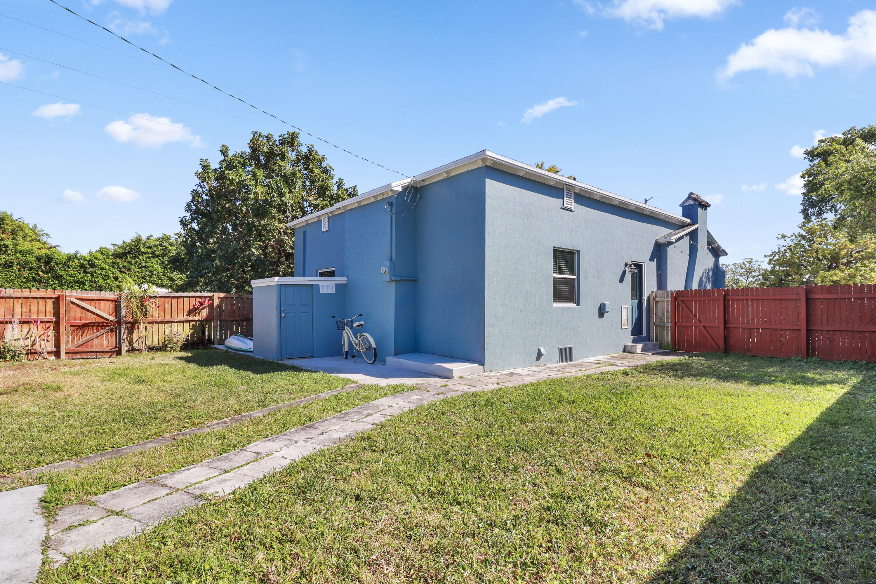 KELSEY CITY - Residential Lease