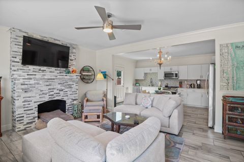 301 Hawthorne Drive Lake Park FL 33403