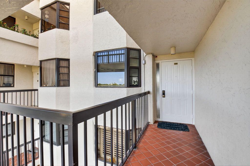 Photo of 6320 Boca Del Mar Drive #508, Boca Raton, FL 33433 (MLS # R11134681)