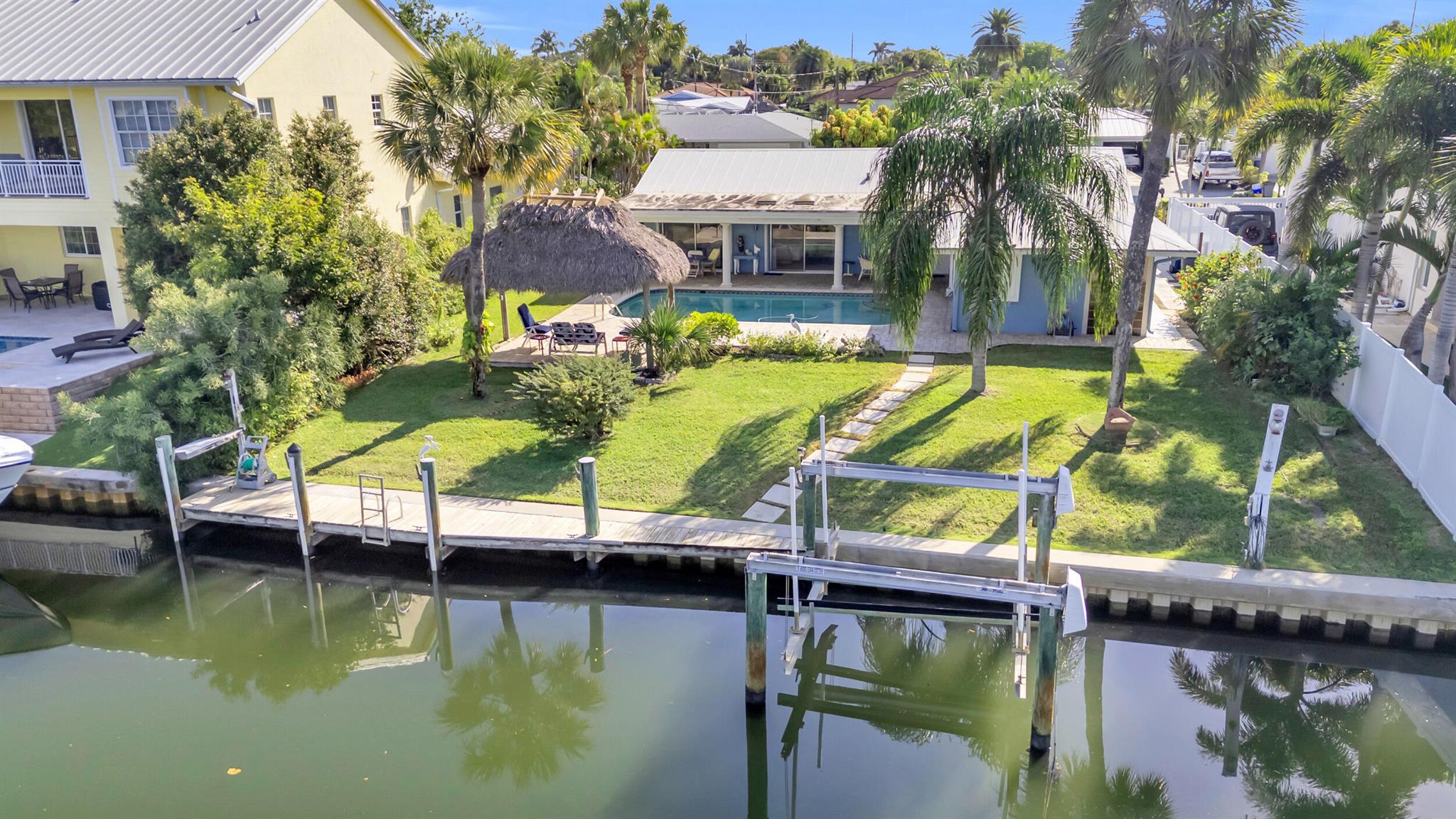 910 Dolphin Drive
