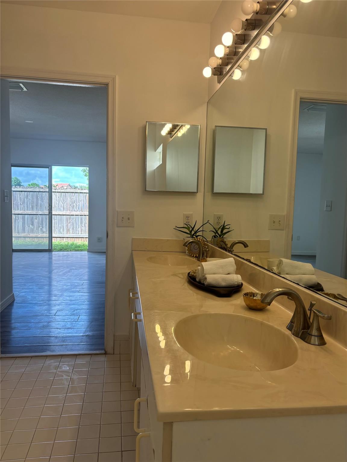 MONTERREY 2ND ADDN - Residential