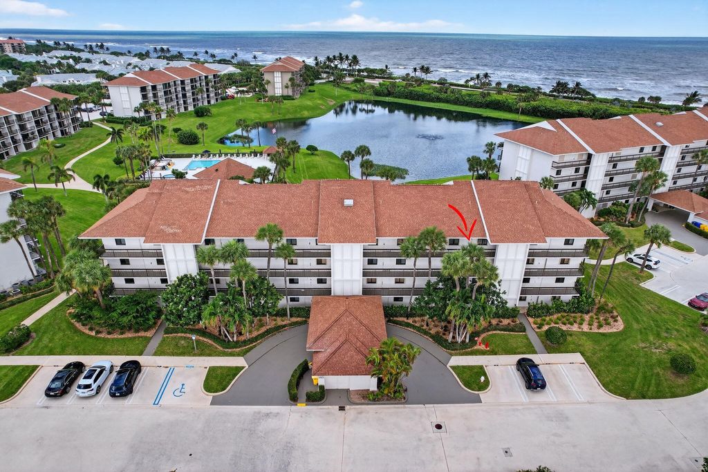 Photo of 501 S Seas Drive #305, Jupiter, FL 33477 (MLS # B26029649)