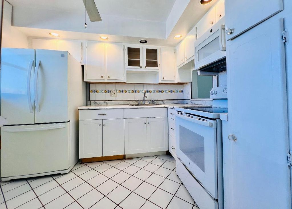 Photo of 209 Oxford 200, West Palm Beach, FL 33417 (MLS # R11155344)